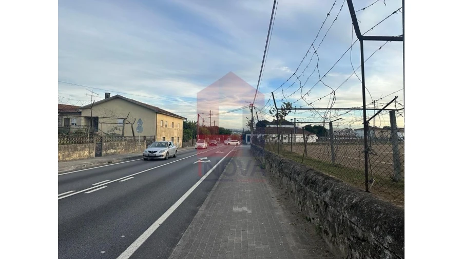 Quinta T8 para Venda em Soutelo Foto 17