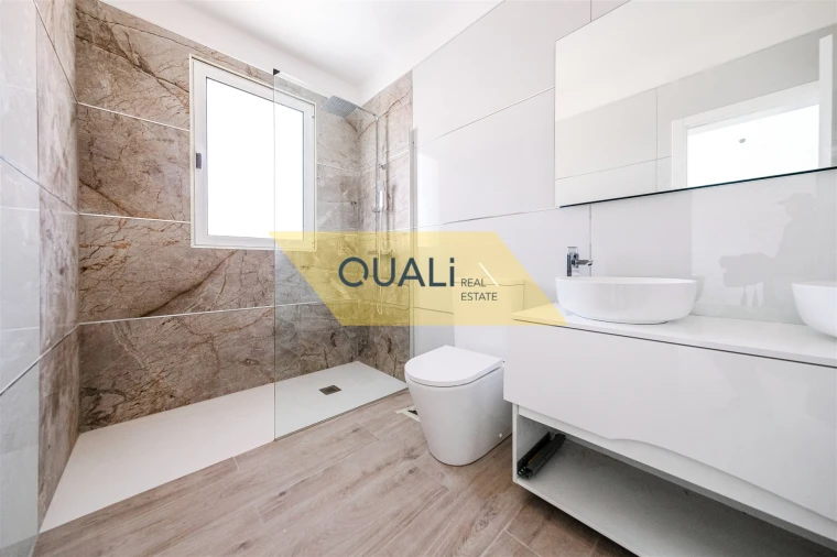 Moradia T3 para Venda em Ponta do Sol Foto 11