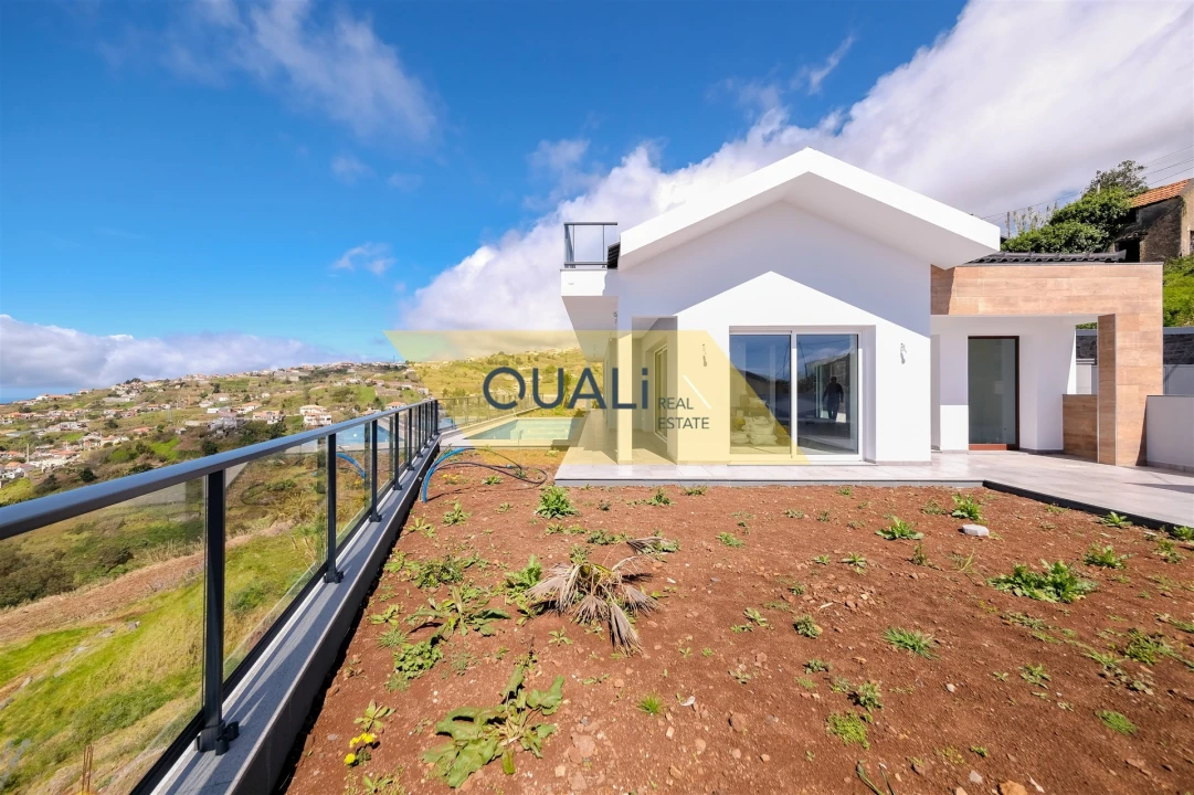 Moradia T3 para Venda em Ponta do Sol Foto 4