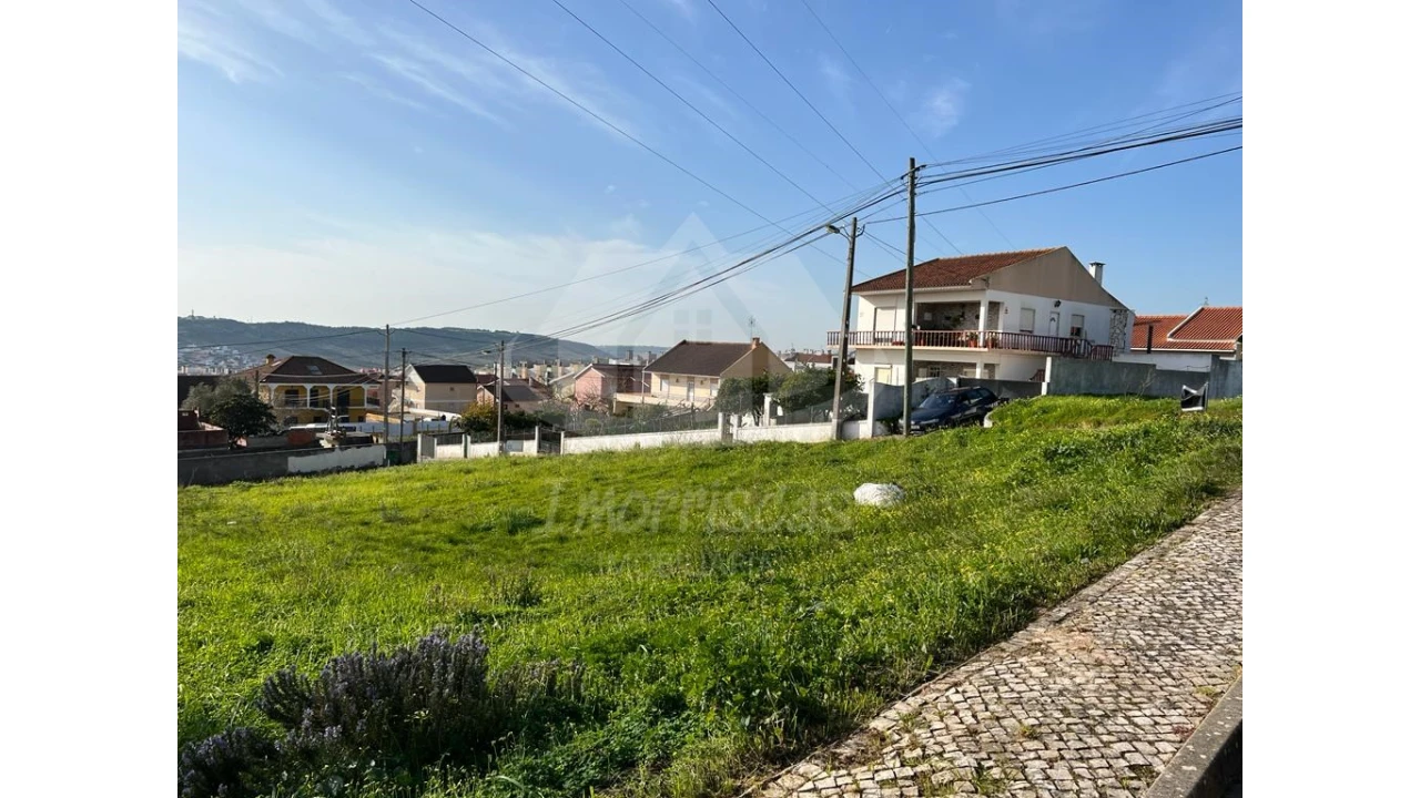 Terreno para Venda em Vialonga Foto 2