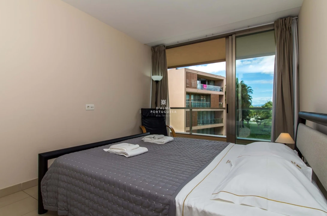 Apartamento T2 para Arrendamento férias em Guia Foto 32