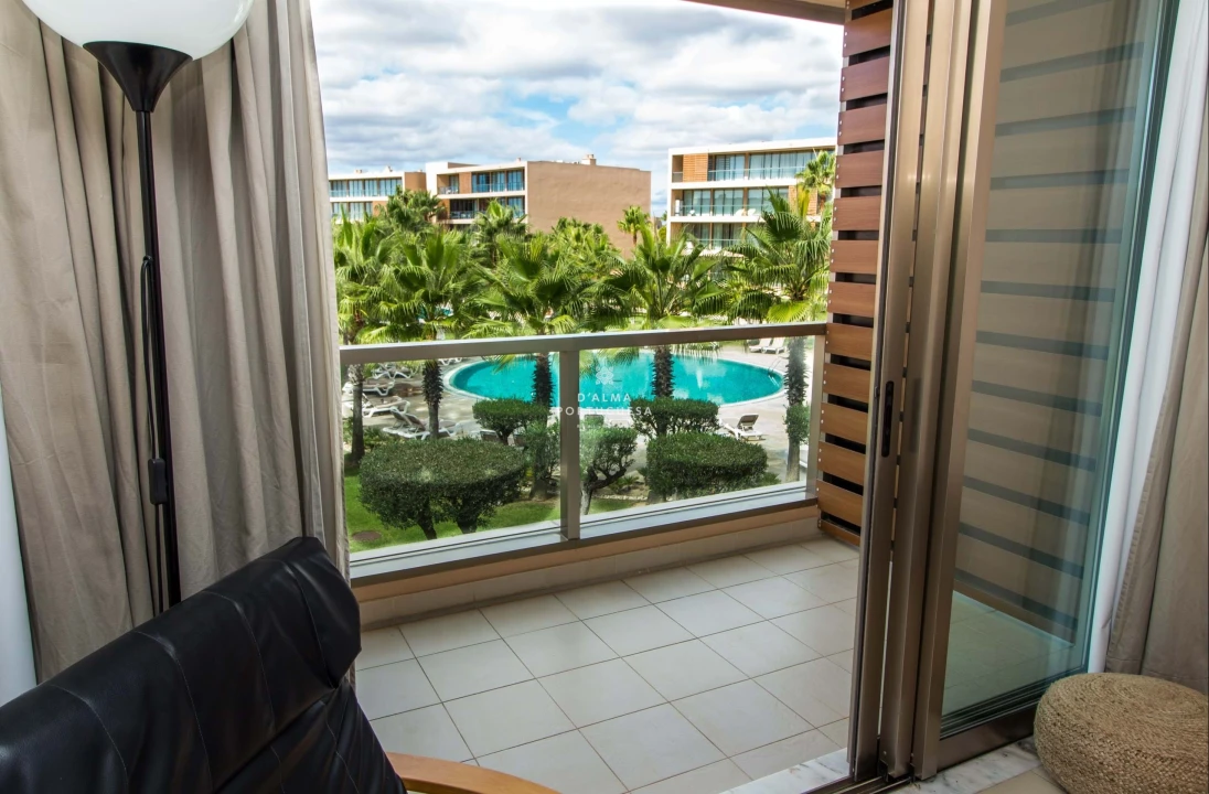 Apartamento T2 para Arrendamento férias em Guia Foto 33