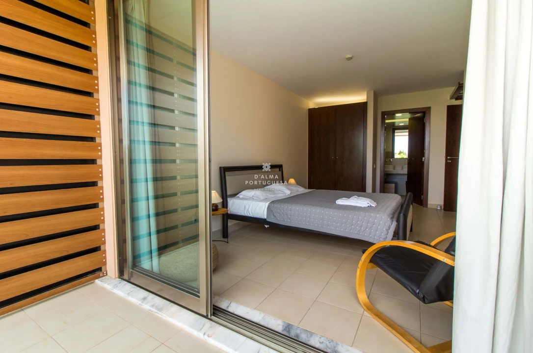 Apartamento T2 para Arrendamento férias em Guia Foto 40