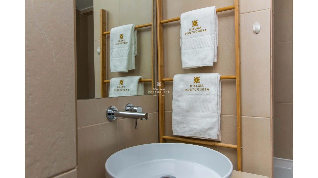 Apartamento T2 para Arrendamento férias em Guia Foto 9