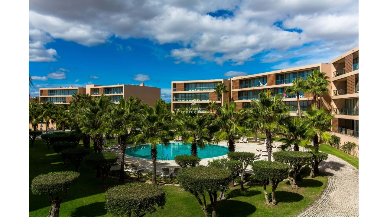 Apartamento T2 para Arrendamento férias em Guia Foto 1