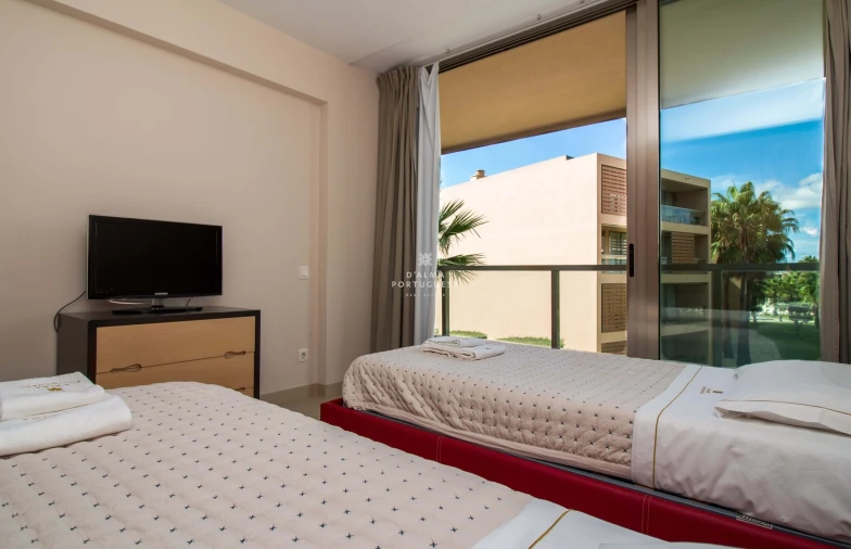 Apartamento T2 para Arrendamento férias em Guia Foto 48