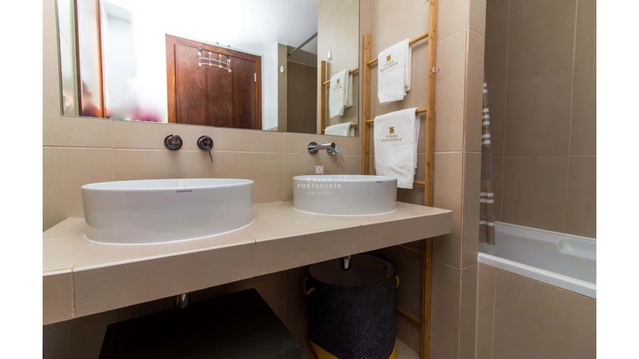 Apartamento T2 para Arrendamento férias em Guia Foto 5