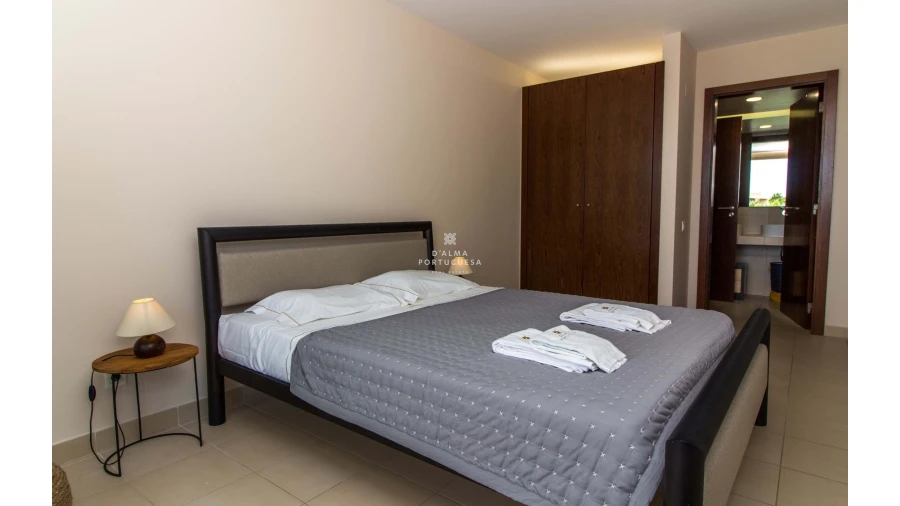 Apartamento T2 para Arrendamento férias em Guia Foto 4