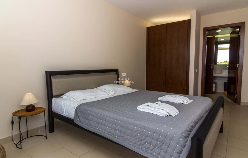 Apartamento T2 para Arrendamento férias em Guia Foto 30