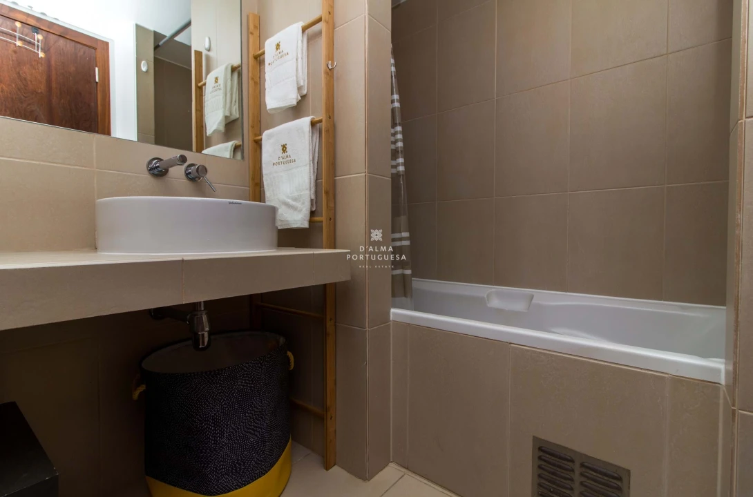 Apartamento T2 para Arrendamento férias em Guia Foto 38
