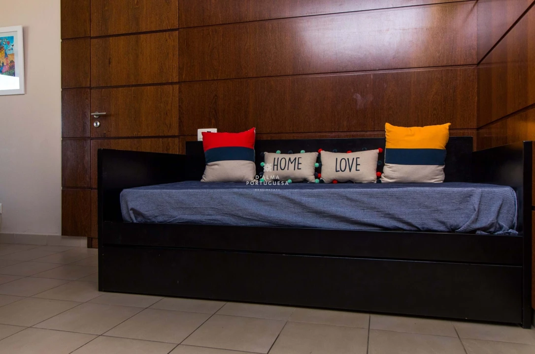 Apartamento T2 para Arrendamento férias em Guia Foto 82