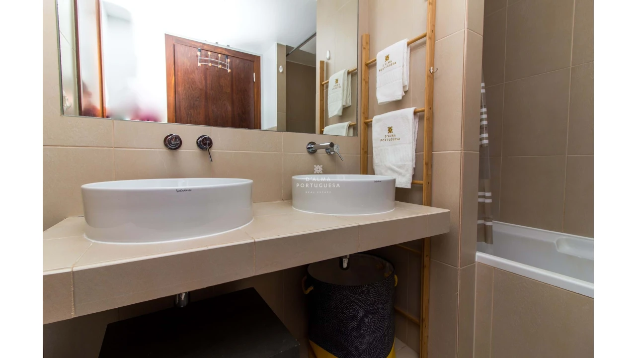 Apartamento T2 para Arrendamento férias em Guia Foto 5