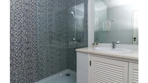 Apartamento T2 para Arrendamento férias em Albufeira e Olhos de Água