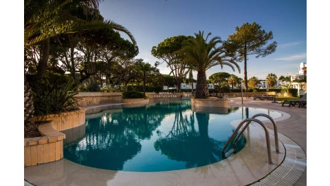 Apartamento T2 para Arrendamento férias em Albufeira e Olhos de Água