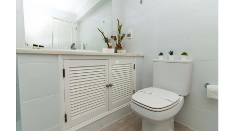 Apartamento T2 para Arrendamento férias em Albufeira e Olhos de Água