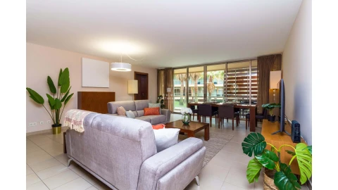 Apartamento T3 para Arrendamento férias em Albufeira e Olhos de Água