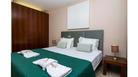 Apartamento T3 para Arrendamento férias em Albufeira e Olhos de Água