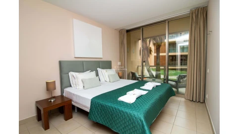 Apartamento T3 para Arrendamento férias em Albufeira e Olhos de Água