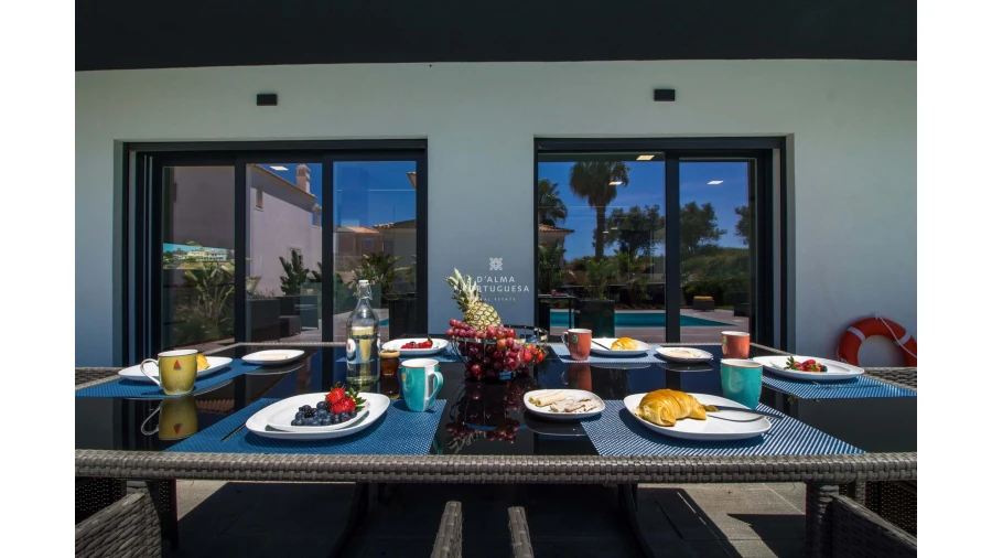 Moradia T5 para Arrendamento férias em Albufeira e Olhos de Água Foto 46