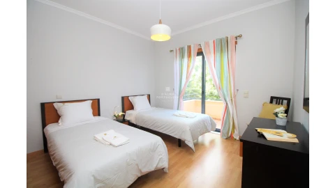 Apartamento T2 para Arrendamento férias em Albufeira e Olhos de Água