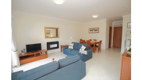 Apartamento T2 para Arrendamento férias em Albufeira e Olhos de Água