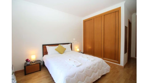 Apartamento T2 para Arrendamento férias em Albufeira e Olhos de Água