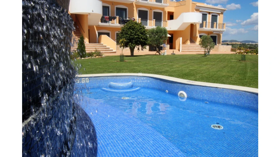 Apartamento T2 para Arrendamento férias em Albufeira e Olhos de Água Foto 3