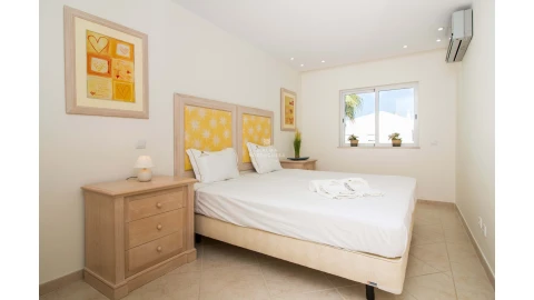 Apartamento T3 para Arrendamento férias em Quarteira