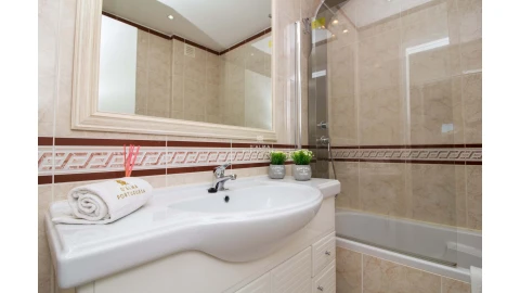 Apartamento T3 para Arrendamento férias em Quarteira