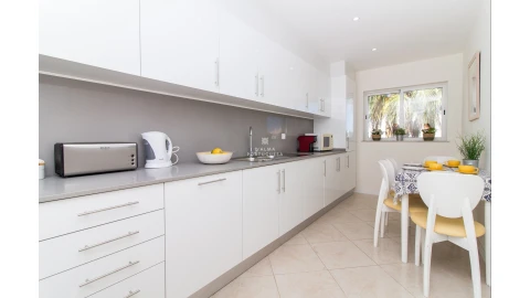 Apartamento T3 para Arrendamento férias em Quarteira