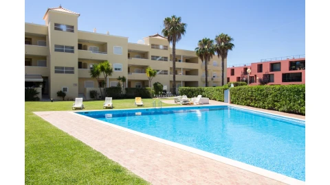 Apartamento T3 para Arrendamento férias em Quarteira