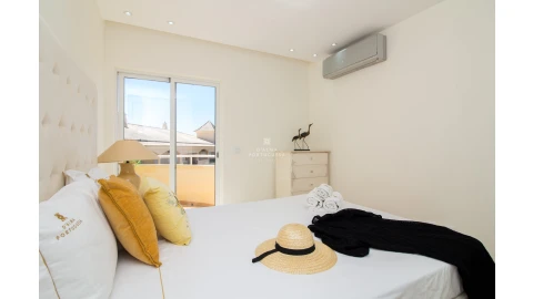 Apartamento T3 para Arrendamento férias em Quarteira