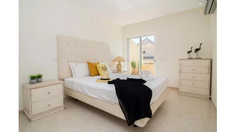 Apartamento T3 para Arrendamento férias em Quarteira