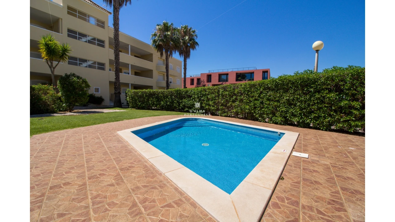 Apartamento T3 para Arrendamento férias em Quarteira Foto 4