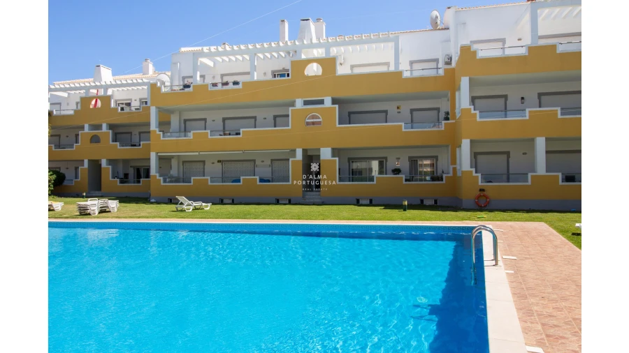 Apartamento T3 para Arrendamento férias em Quarteira Foto 3