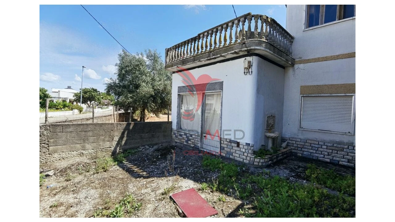 Moradia T4 para Venda em Riachos Foto 5