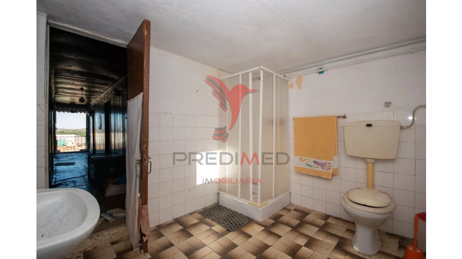 Quinta T6 para Venda em Moreira de Rei Foto 6