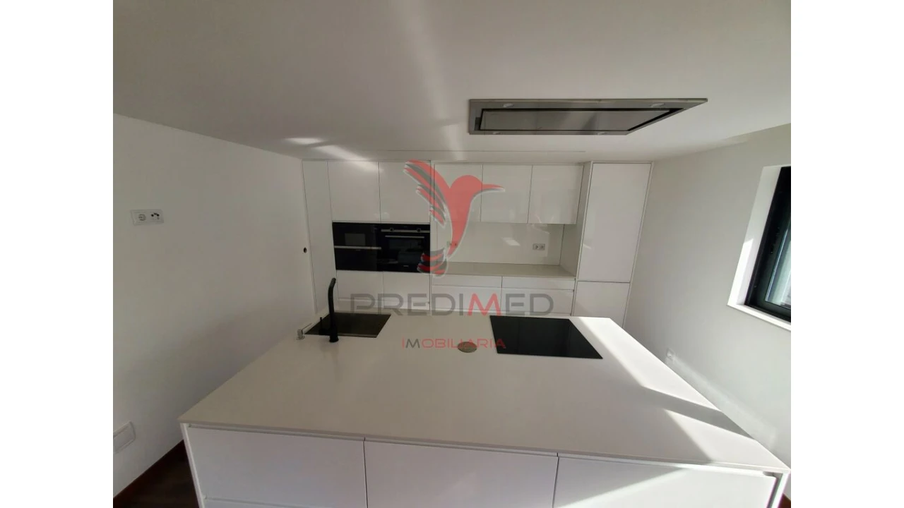 Moradia T3 para Venda em Cidade da Maia Foto 10