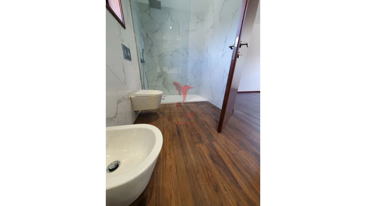 Moradia T3 para Venda em Cidade da Maia Foto 15