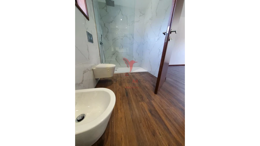 Moradia T3 para Venda em Cidade da Maia Foto 15