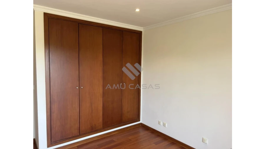 Moradia T3 para Venda em Branca Foto 12