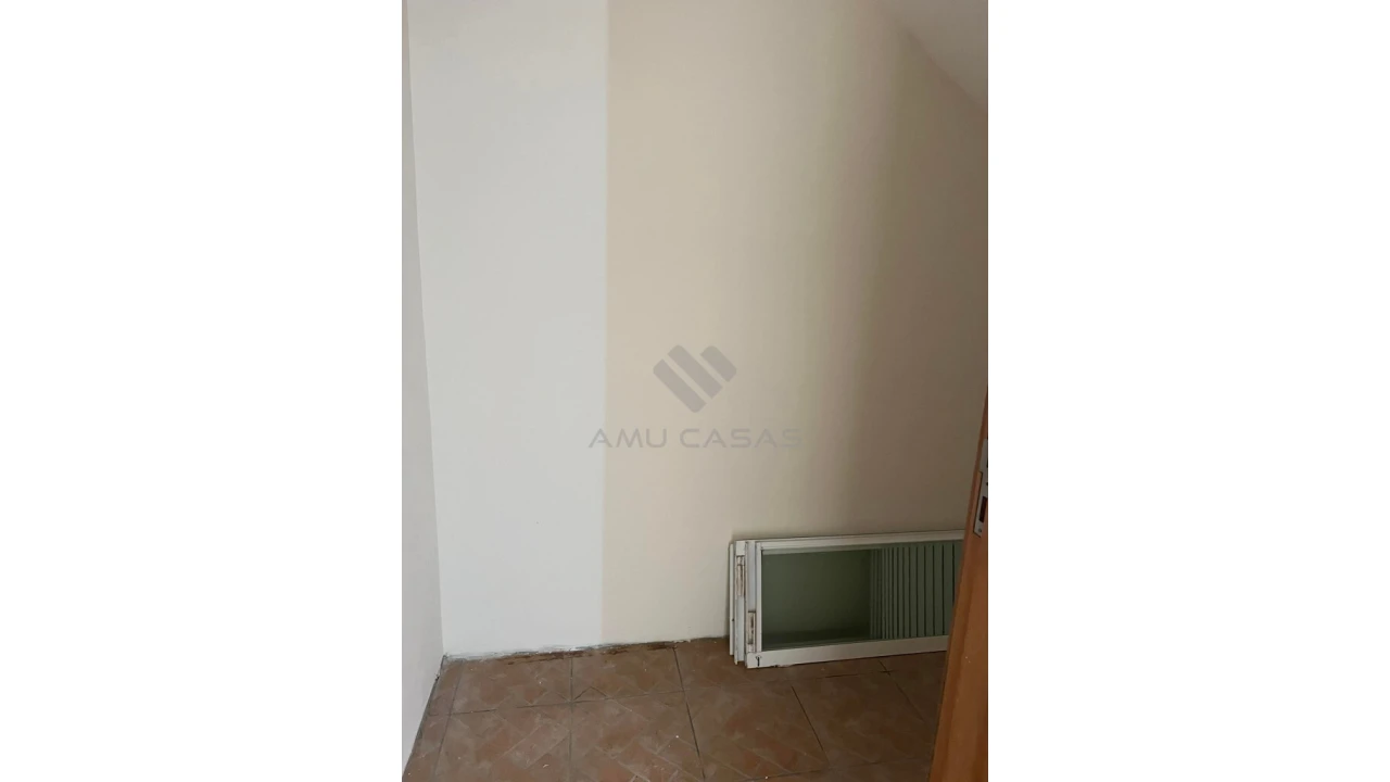 Moradia T3 para Venda em Branca Foto 27