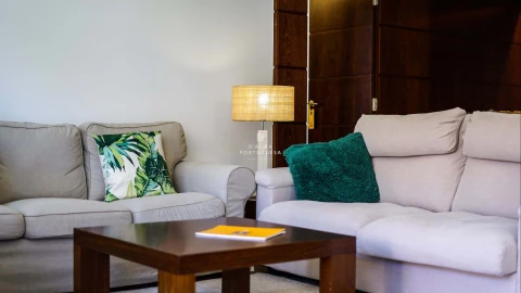 Apartamento T2 para Arrendamento férias em Albufeira e Olhos de Água