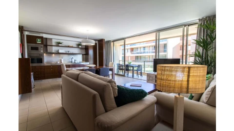 Apartamento T2 para Arrendamento férias em Albufeira e Olhos de Água