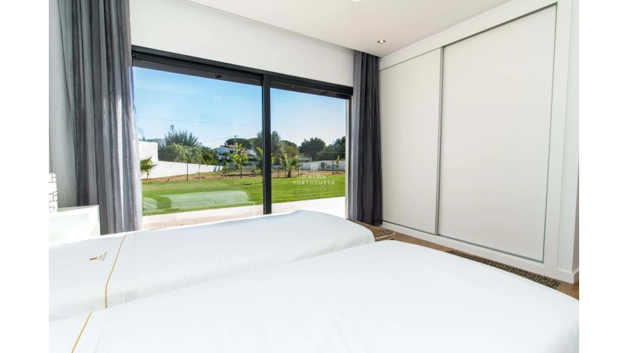 Moradia T4 para Arrendamento férias em Albufeira e Olhos de Água Foto 38