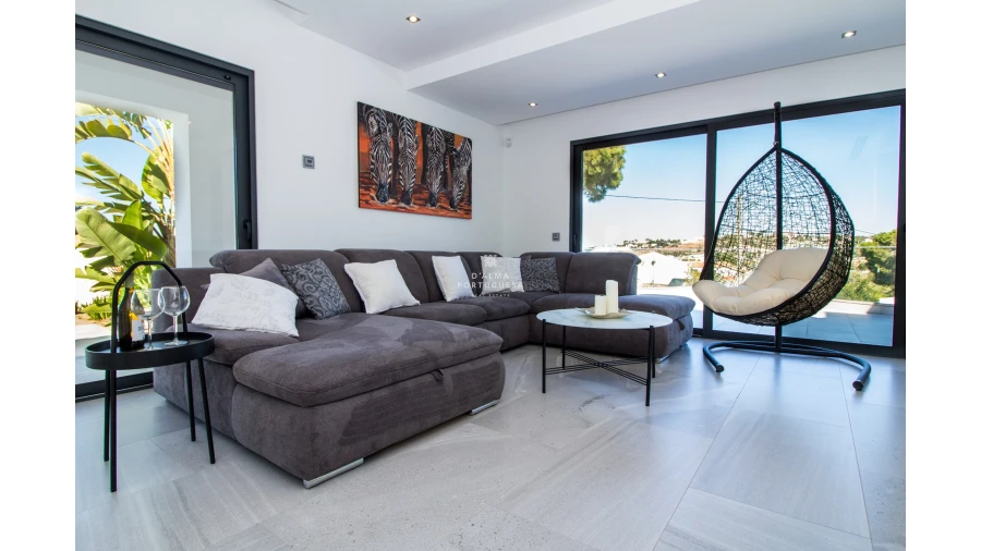 Moradia T4 para Arrendamento férias em Albufeira e Olhos de Água Foto 2