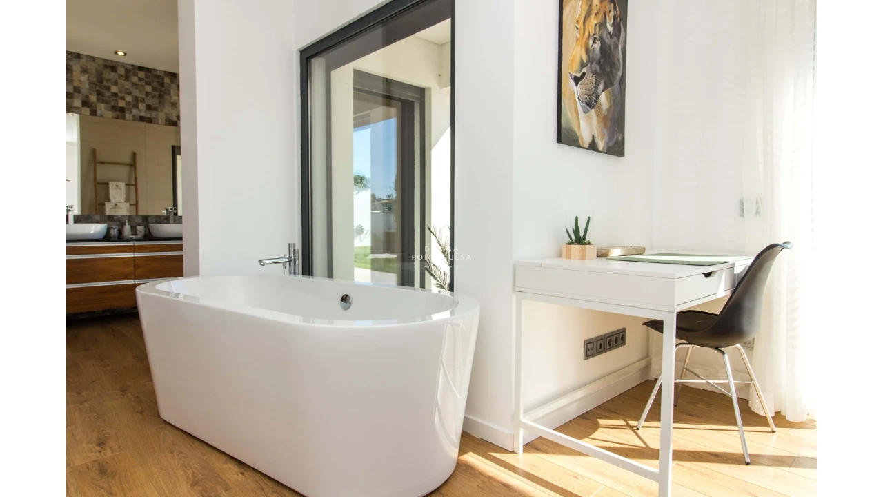 Moradia T4 para Arrendamento férias em Albufeira e Olhos de Água Foto 29