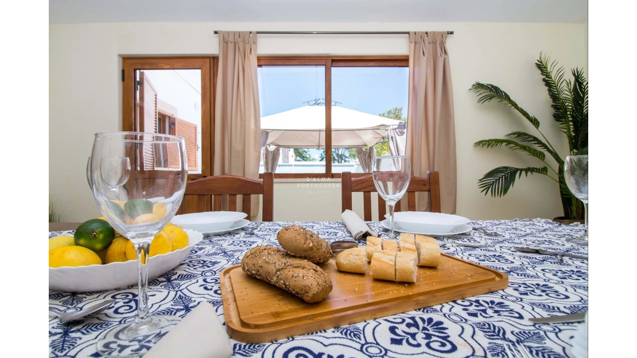 Moradia T4 para Arrendamento férias em Albufeira e Olhos de Água Foto 5