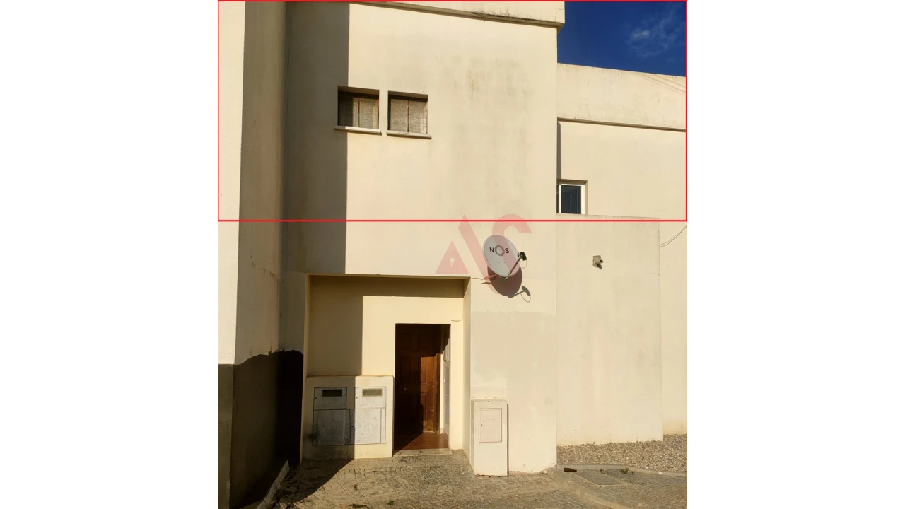 Apartamento T1 para Venda em Ferreiras Foto 5