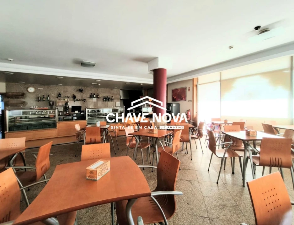 Loja para Trespasse em Argoncilhe Foto 3